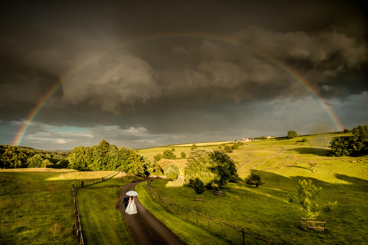 Kingscote Barn Cotswolds wedding Photography 537 1